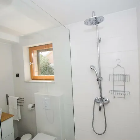 Appartamento Komoda Kaprije